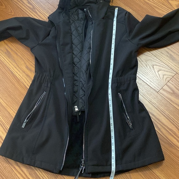 Free Country woman’s Anotak rain jacket faux fur lining hooded black zip up - Picture 15 of 17